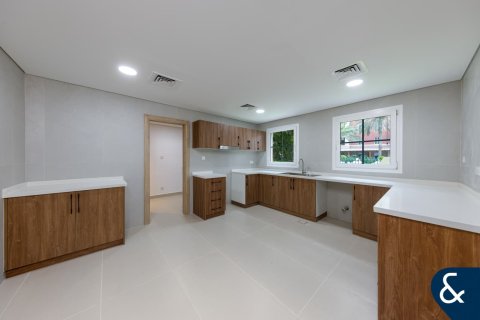 Apartamento en Green Community West, Green Community, Dubai, 2 dormitorios, 202 m², № 75322 - foto 2