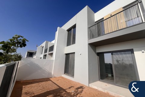 Villa en Elan, Tilal Al Ghaf, Dubai, 3 dormitorios, 200 m², № 75321 - foto 2