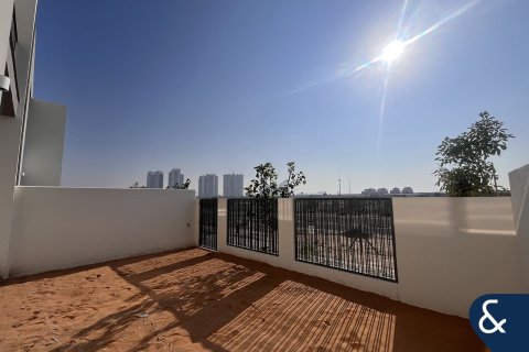 Villa en Elan, Tilal Al Ghaf, Dubai, 3 dormitorios, 200 m², № 75321 - foto 1