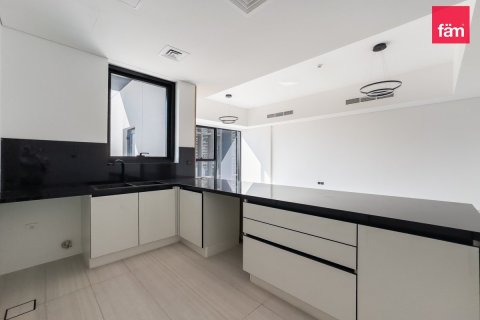 Apartment in Business Bay, Dubai 3 bedrooms, 145.1 sq.m. № 95456 - photo 19