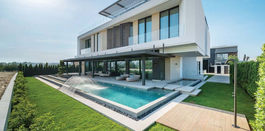 Villa in Dubai Hills Estate, Dubai 5 bedrooms, 1403.6 sq.m. № 95460