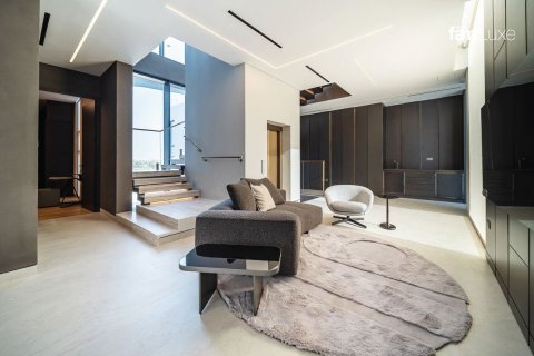 Villa in Dubai Hills Estate, Dubai 5 bedrooms, 1403.6 sq.m. № 95460 - photo 18