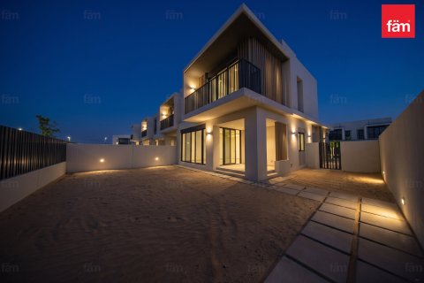 Townhouse in Jebel Ali, Dubai 5 bedrooms, 261 sq.m. № 124327 - photo 3