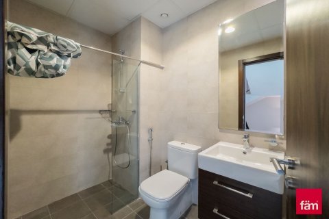 Townhouse in Dubai 5 bedrooms, 112.2 sq.m. № 111328 - photo 15