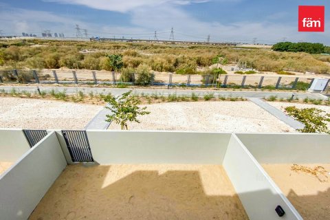 Снять в аренду таунхаус в Дубае: 3 спальни, 204.4м², № 86014 - фото 9