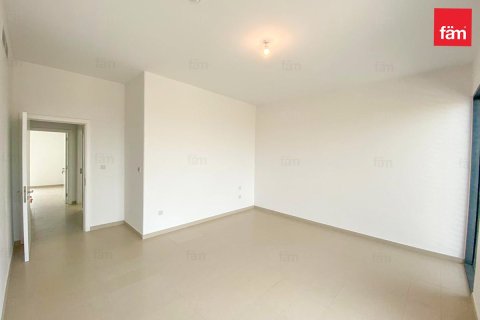 Снять в аренду таунхаус в Дубае: 3 спальни, 204.4м², № 86014 - фото 2