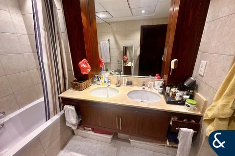 Apartamento en Downtown Dubai (Downtown Burj Dubai), Dubai, 3 dormitorios, 221 m², № 78644 - foto 10