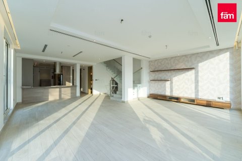 Villa en Jumeirah Park, Dubai, 4 dormitorios, 341.3 m², № 60292 - foto 4