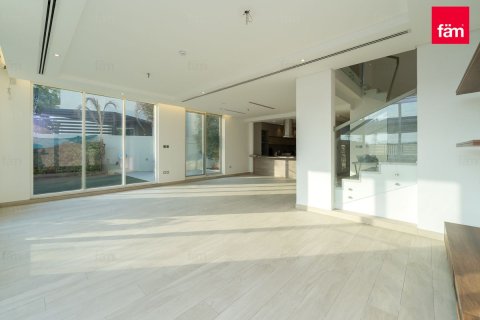 Villa en Jumeirah Park, Dubai, 4 dormitorios, 341.3 m², № 60292 - foto 5