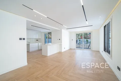 Villa en The Springs, Dubai, 3 dormitorios, 167 m², № 122381 - foto 3