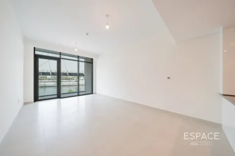 Apartment in Al Wasl, Dubai 2 bedrooms, 129 sq.m. № 122378 - photo 4