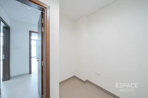 Apartment in Al Wasl, Dubai 2 bedrooms, 129 sq.m. № 122378 - photo 17