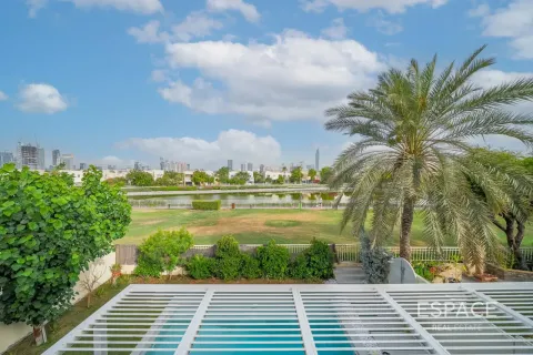 فيلا في Springs 10, The Springs, دبي 4 غرف نوم, 245 م² رقم 122382 - صورة 2