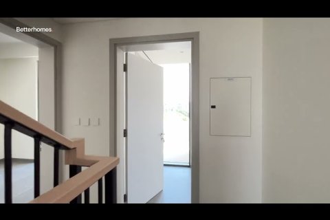 Townhouse in Arabian Ranches 3, Dubai 4 bedrooms, 307 sq.m. № 57322 - photo 2