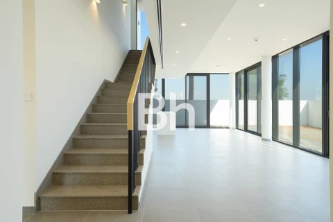 Townhouse in Arabian Ranches 3, Dubai 4 bedrooms, 307 sq.m. № 57322 - photo 3