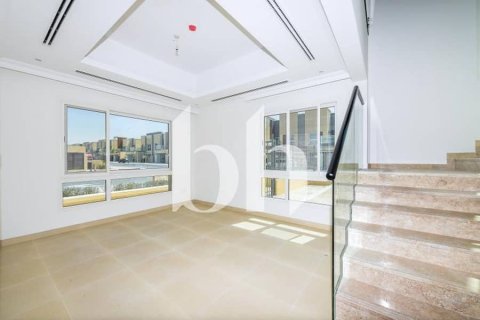 Villa en Dubai Science Park, Dubai, 4 dormitorios, 435 m², № 57323 - foto 5