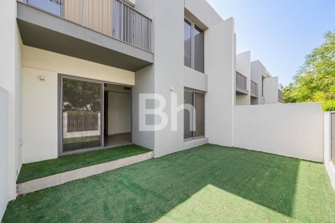 Villa in Tilal Al Ghaf, Dubai 3 bedrooms, 200 sq.m. № 57324 - photo 1