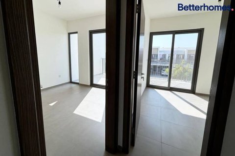 Villa in Tilal Al Ghaf, Dubai 3 bedrooms, 200 sq.m. № 57324 - photo 4