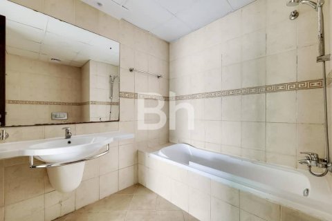 Apartment in Dubai Marina, Dubai 2 bedrooms, 156 sq.m. № 57327 - photo 7