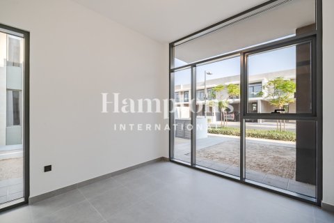 Снять в аренду таунхаус в Ruba, Arabian Ranches 3, Дубай: 4 спальни, 235.04459000м², № 64508 - фото 6