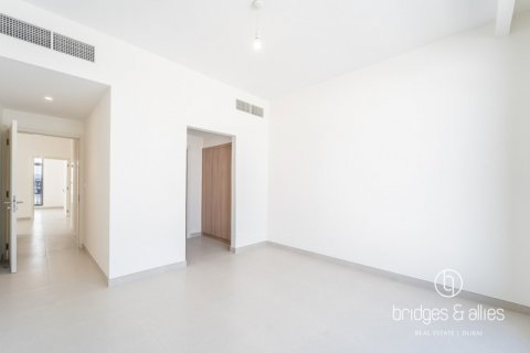 Villa in Dubai South (Dubai World Central), Dubai 3 bedrooms, 189 sq.m. № 78038 - photo 6