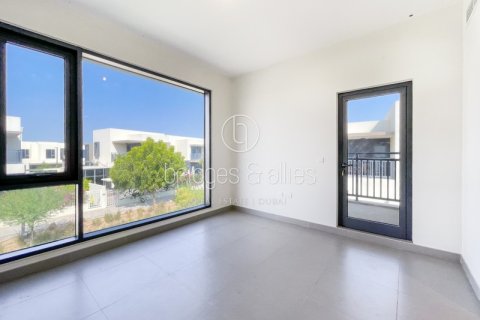 Снять в аренду виллу в Дубай Хилс Эстейт, Дубай: 4 спальни, 193.8м², № 78040 - фото 7