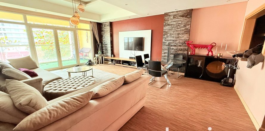 Apartamento en Shoreline Apartments, Palm Jumeirah, Dubai, 1 dormitorio, 106 m², № 37921
