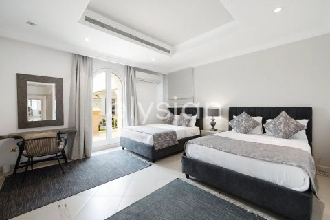 Villa en Garden Homes, Palm Jumeirah, Dubai, 5 dormitorios, 623 m², № 37915 - foto 11