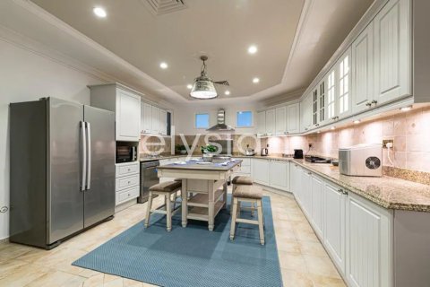 Villa en Garden Homes, Palm Jumeirah, Dubai, 5 dormitorios, 623 m², № 37915 - foto 4