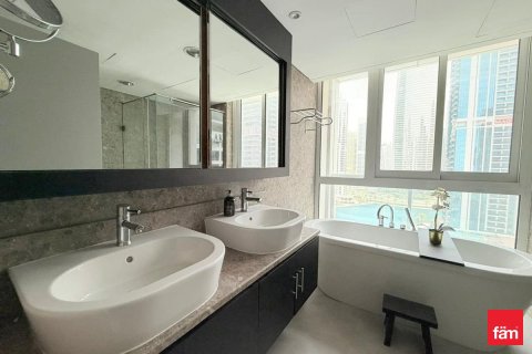 Apartment in Dubai 1 bedroom, 91 sq.m. № 109553 - photo 16
