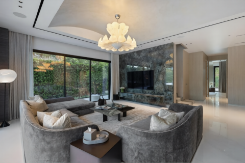 Villa en Dubai, 6 dormitorios, 929 m², № 104576 - foto 20