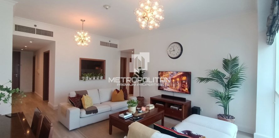 Apartment in Jumeirah Lake Towers, Dubai 2 bedrooms, 102 sq.m. № 73801
