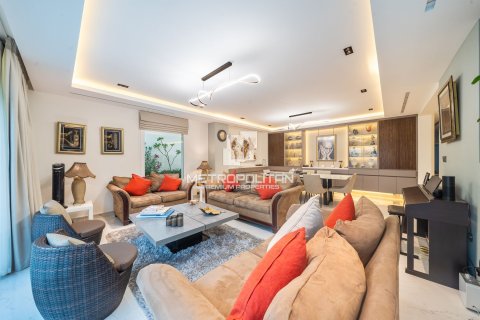 Villa en Meadows, Dubai, 3 dormitorios, 348 m², № 73796 - foto 17