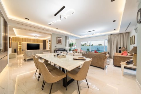 Villa en Meadows, Dubai, 3 dormitorios, 348 m², № 73796 - foto 16