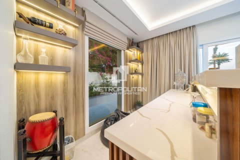 Villa en Meadows, Dubai, 3 dormitorios, 348 m², № 73796 - foto 12