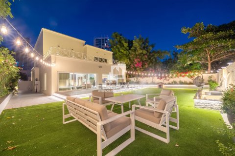 Villa en Meadows, Dubai, 3 dormitorios, 348 m², № 73796 - foto 9