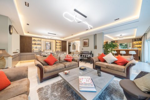 Villa en Meadows, Dubai, 3 dormitorios, 348 m², № 73796 - foto 10