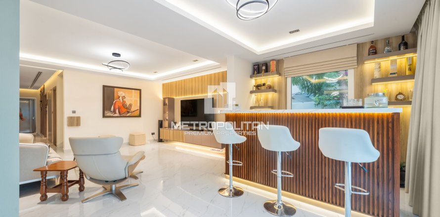 Villa en Meadows, Dubai, 3 dormitorios, 348 m², № 73796