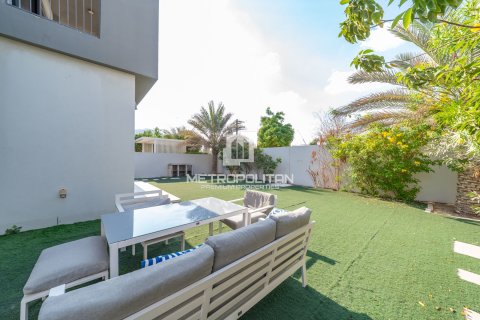 Villa à Sidra Villas, Dubai Hills Estate, Dubai, 3 chambres, 292 m², № 73798 - photo 4