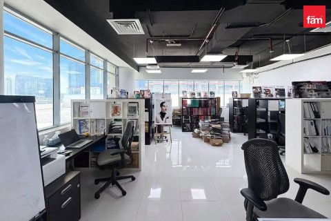 Снять в аренду офис в Бизнес-Бэе, Дубай: 69.8м², № 118468 - фото 23