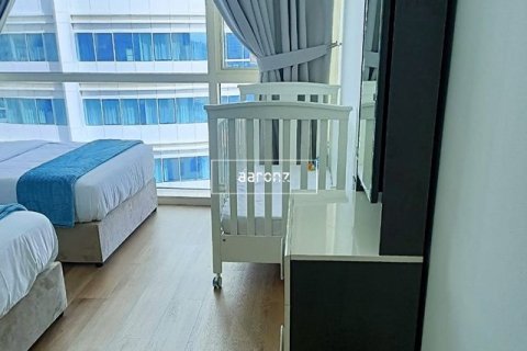Apartment in Dubai Marina, Dubai 2 bedrooms, 110.1 sq.m. № 18287 - photo 8