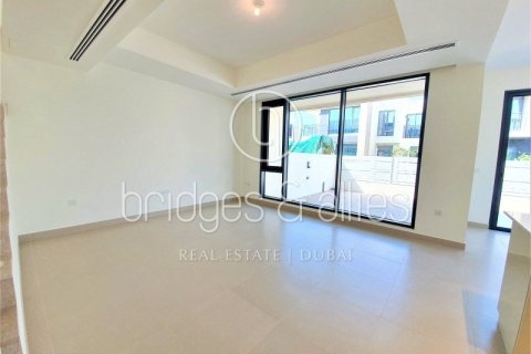 Снять в аренду виллу в Дубай Хилс Эстейт, Дубай: 5 спален, 297.3м², № 18289 - фото 18