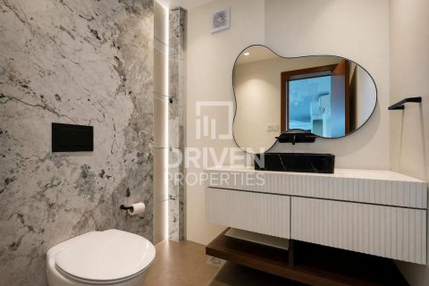 Villa in Jumeirah Park, Dubai 6 bedrooms, 799.99 sq.m. № 140593 - photo 18