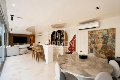 Villa in Jumeirah Park, Dubai 6 bedrooms, 799.99 sq.m. № 140593