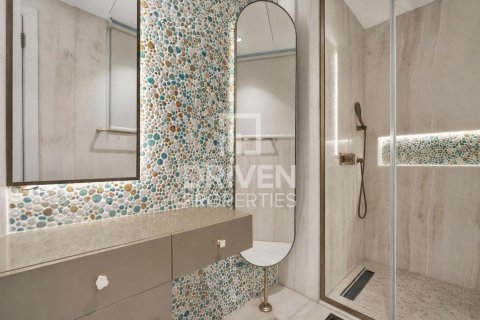 Villa in Jumeirah Park, Dubai 6 bedrooms, 799.99 sq.m. № 140593 - photo 21