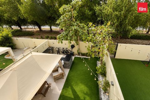 Villa in Dubai 3 bedrooms, 182.1 sq.m. № 123100 - photo 5