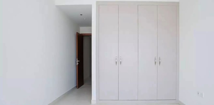 Квартира в Al Jaddaf, Дубай, 3 спальни, 162м², № 30120