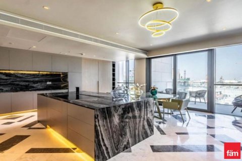 Apartment in Al Wasl, Dubai 4 bedrooms, 266.7 sq.m. № 72231 - photo 3