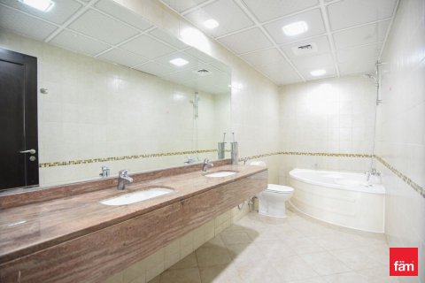 Apartment in Dubai Marina, Dubai 2 bedrooms, 116.3 sq.m. № 72232 - photo 20