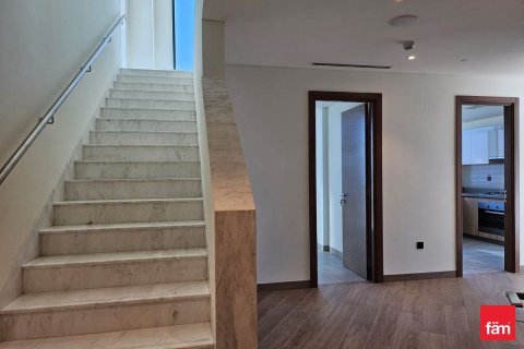 Apartment in Dubai 4 bedrooms, 249 sq.m. № 72241 - photo 13